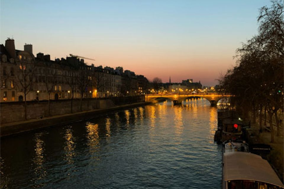 Ten New Taxi boats Paris