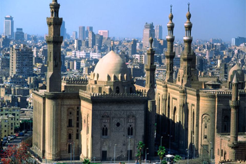 Cairo Adventure: Pharaohs, Pyramids, Bazaar Bliss